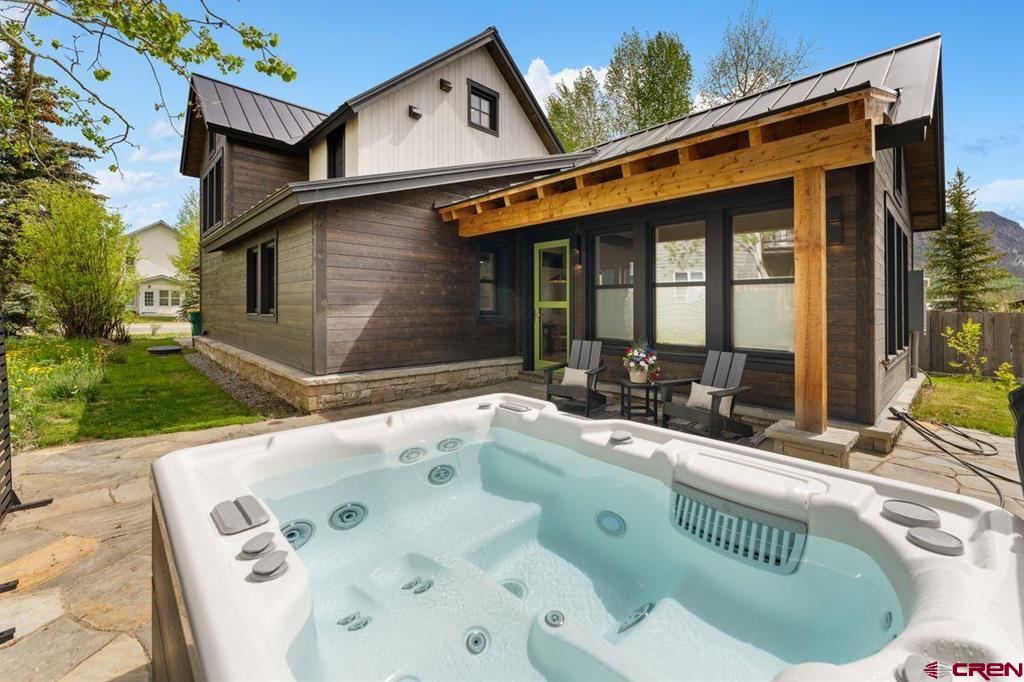 722 Butte Avenue Property Photo 29