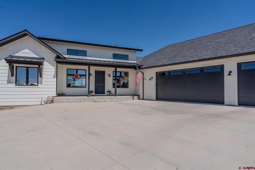 139 Range Road Property Photo 2