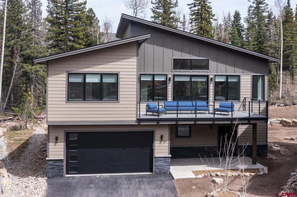 28 Nordic Court Property Photo 1