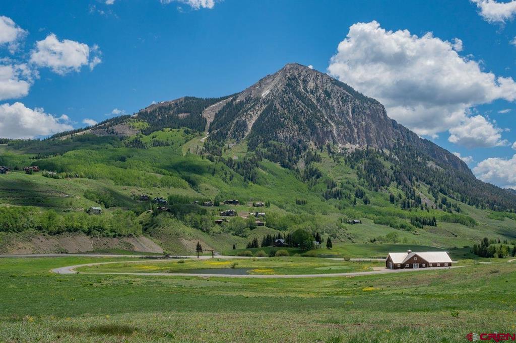 525 Saddle Ridge Ranch Road Property Photo 3