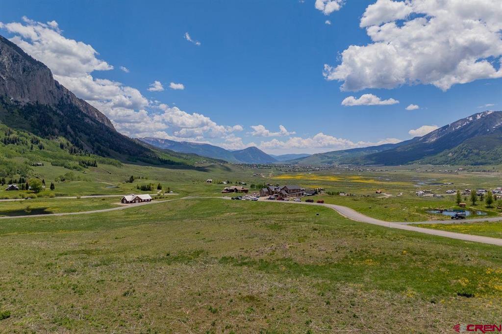 525 Saddle Ridge Ranch Road Property Photo 4