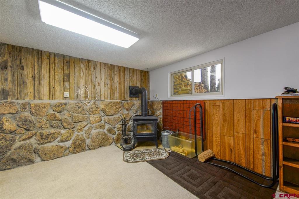 593 Chekwa Trail Property Photo 39