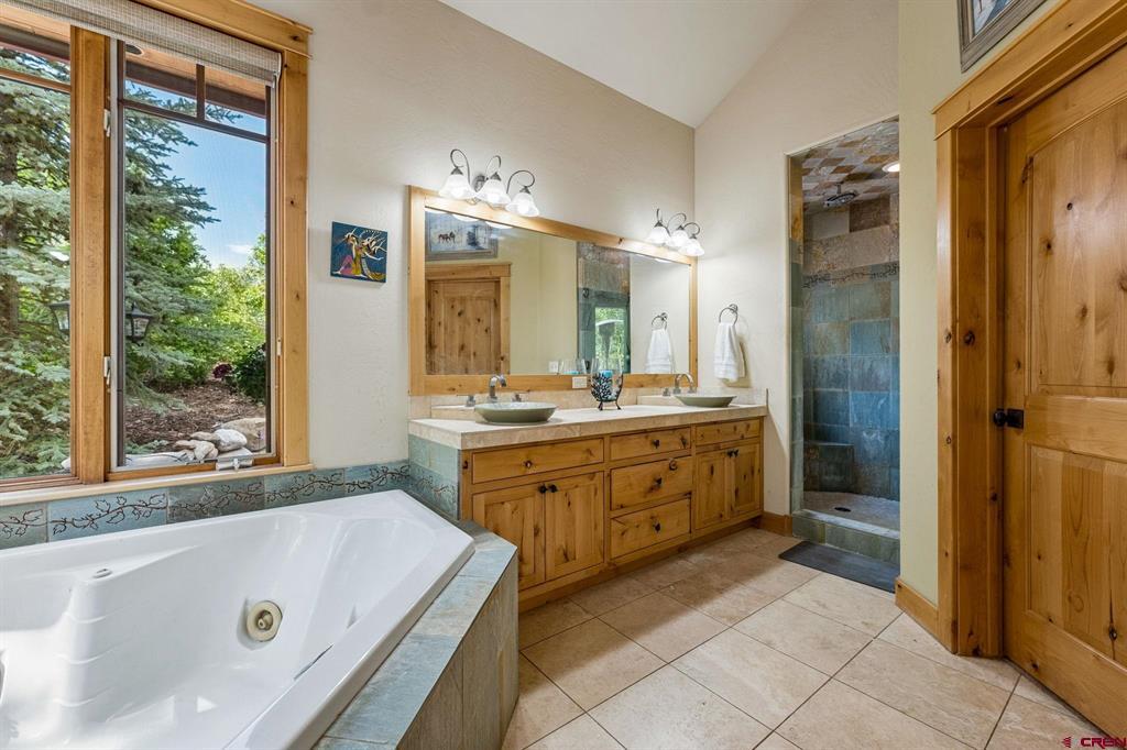 696 Irongate Way Property Photo 24