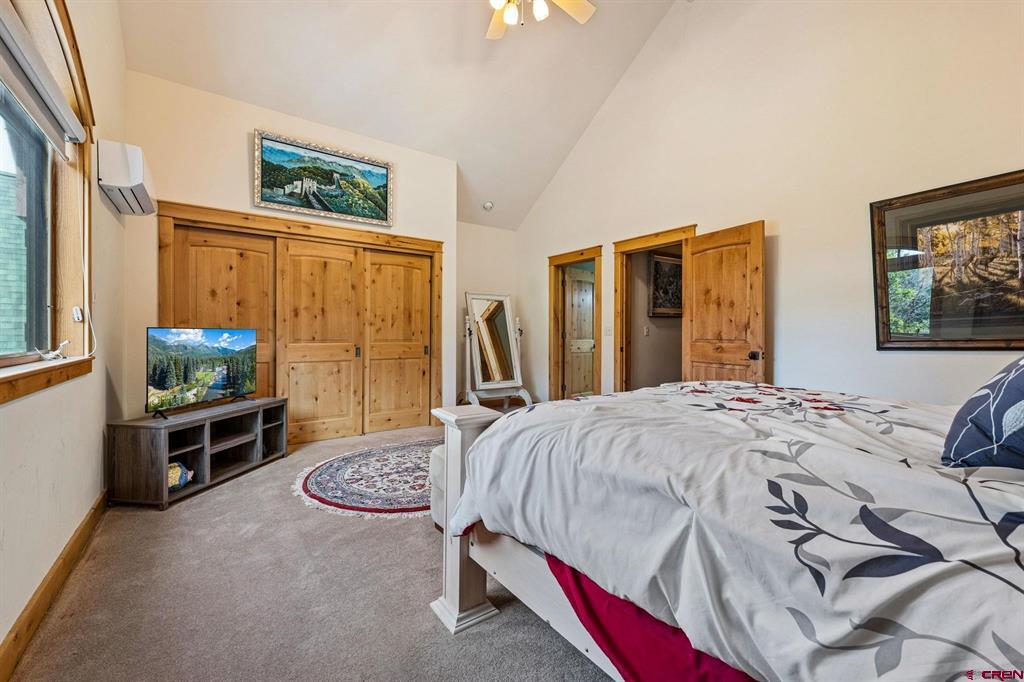 696 Irongate Way Property Photo 34