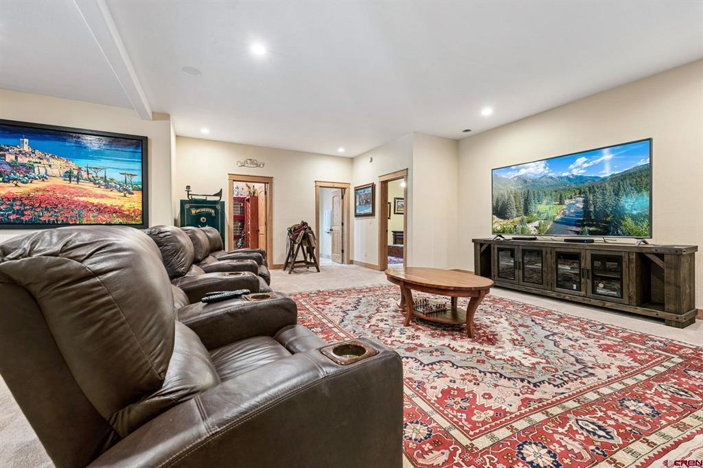 696 Irongate Way Property Photo 36