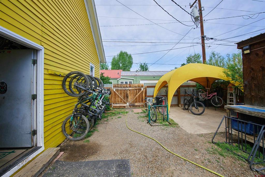 608 W Tomichi Avenue Property Photo 28