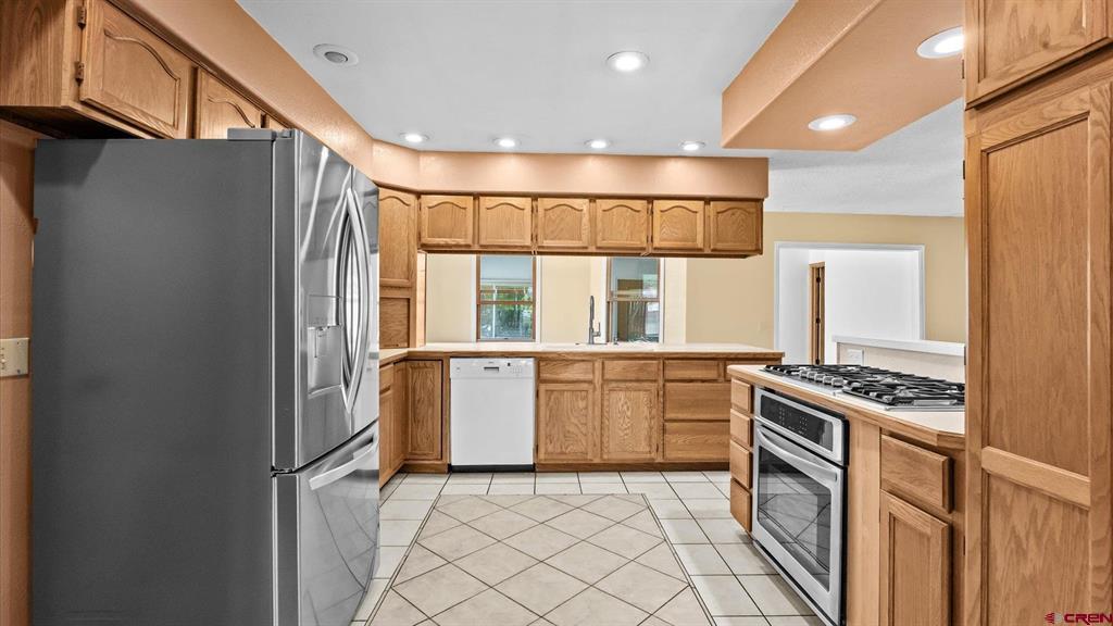 715 Ivanhoe Way Property Photo 8