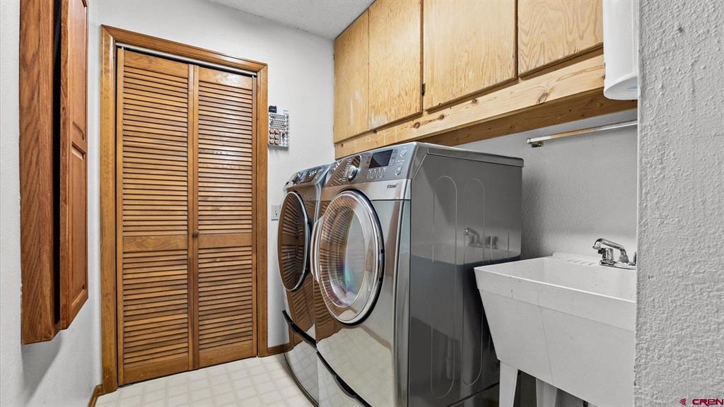 715 Ivanhoe Way Property Photo 28
