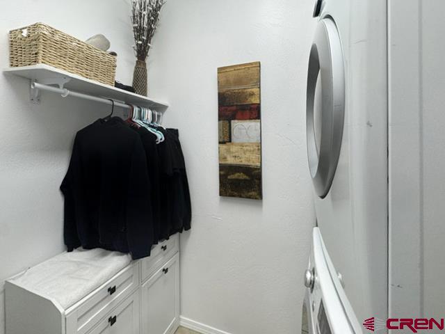 624 Lois Lane Property Photo 23