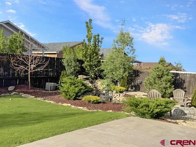 624 Lois Lane Property Photo 28
