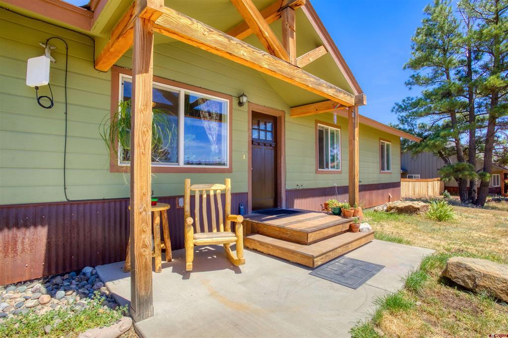 75 Settler Drive Property Photo 1