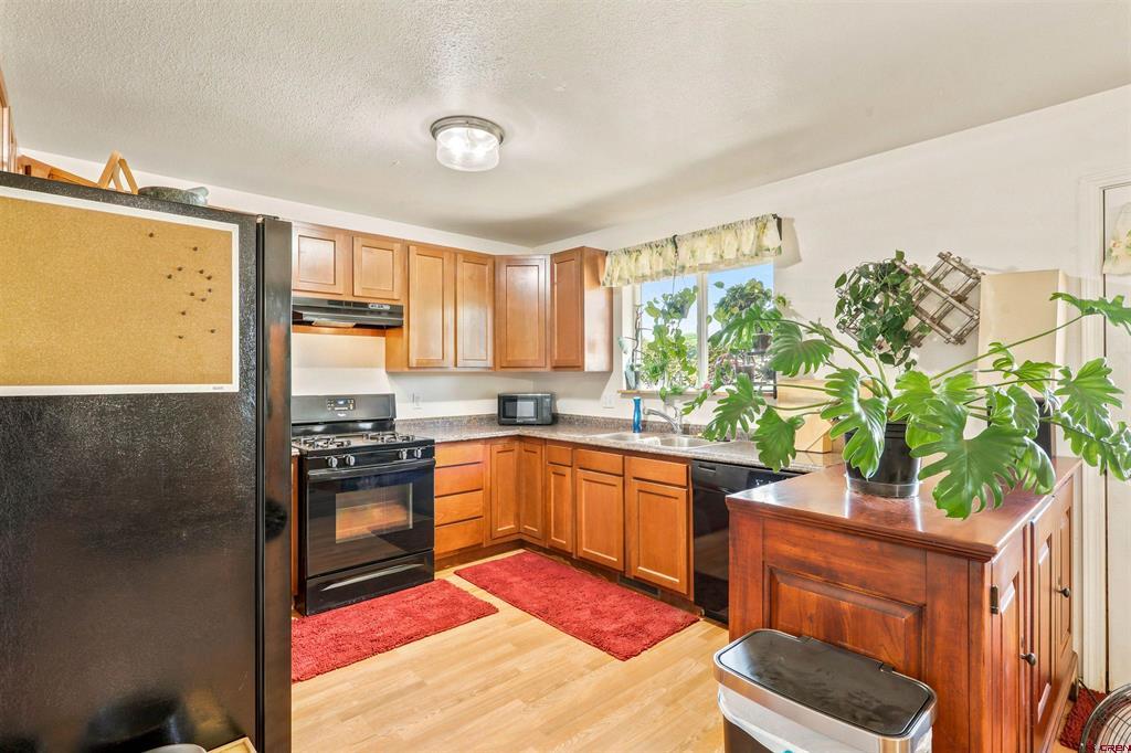 75 Settler Drive Property Photo 5