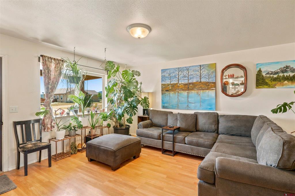 75 Settler Drive Property Photo 11