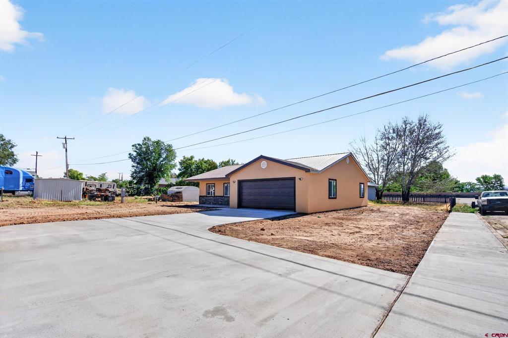 2310 La Plata Street Property Photo 41