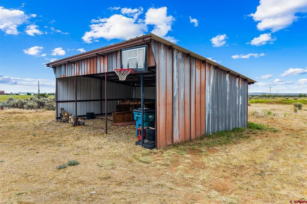 4323 County Road 129 Property Photo 6