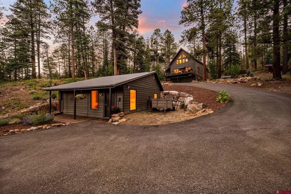 345 Skyline Drive Property Photo 4