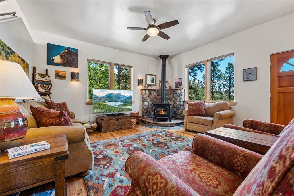 345 Skyline Drive Property Photo 5