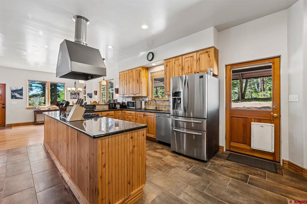 345 Skyline Drive Property Photo 11