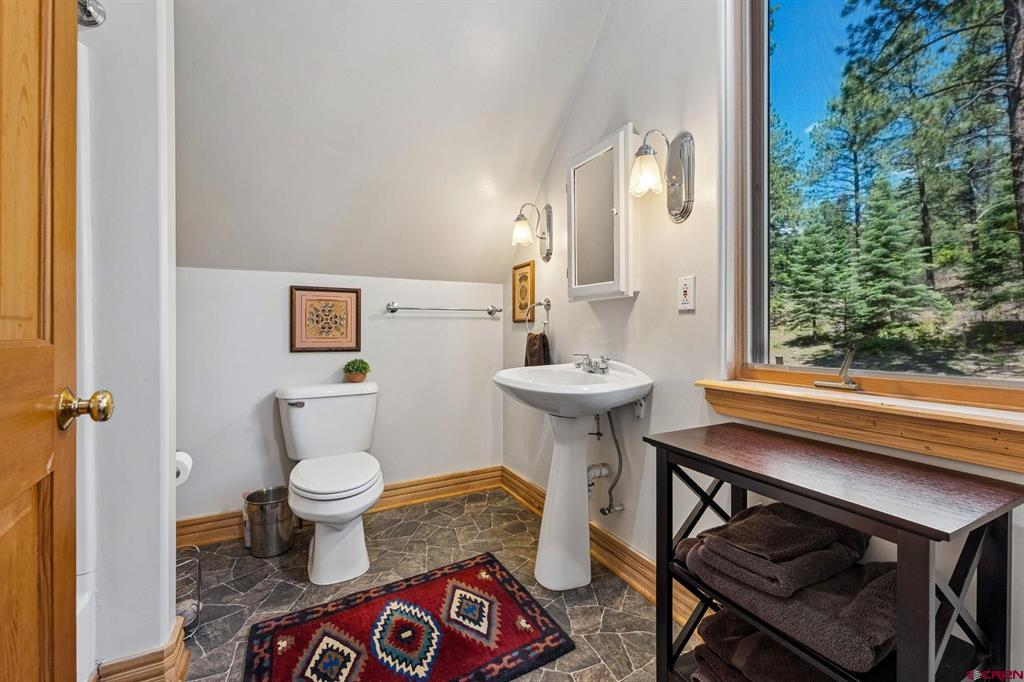 345 Skyline Drive Property Photo 22