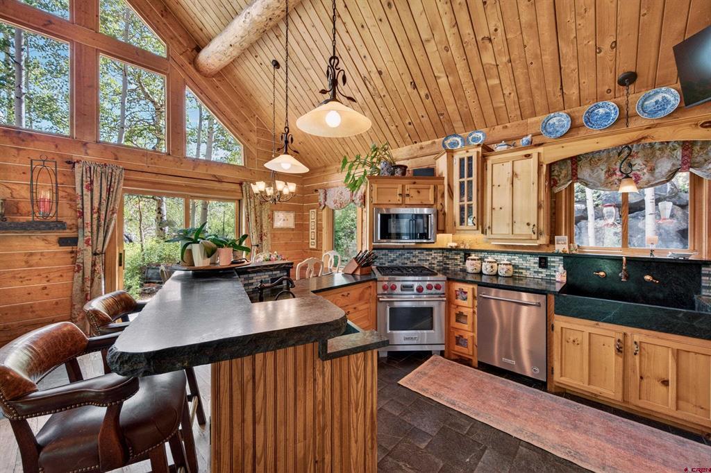 1641 County Road 771 Property Photo 5