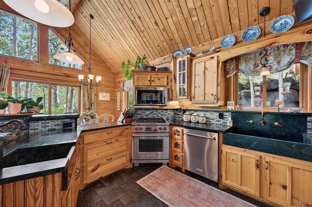 1641 County Road 771 Property Photo 7