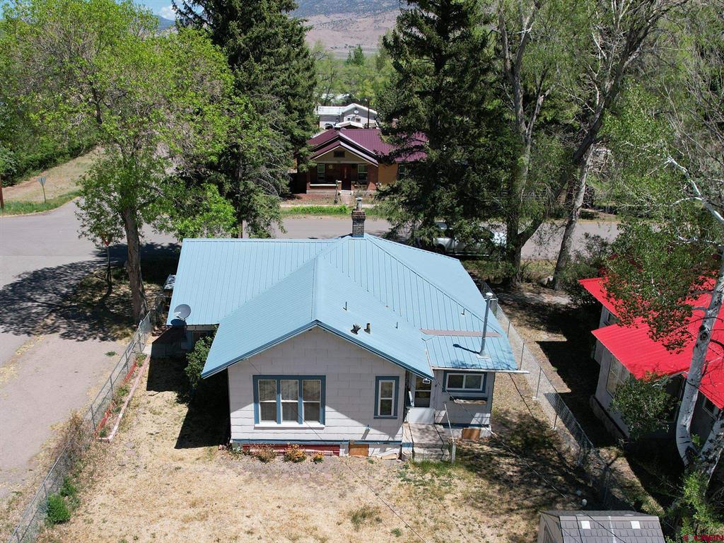 400 7th Street Property Photo 2