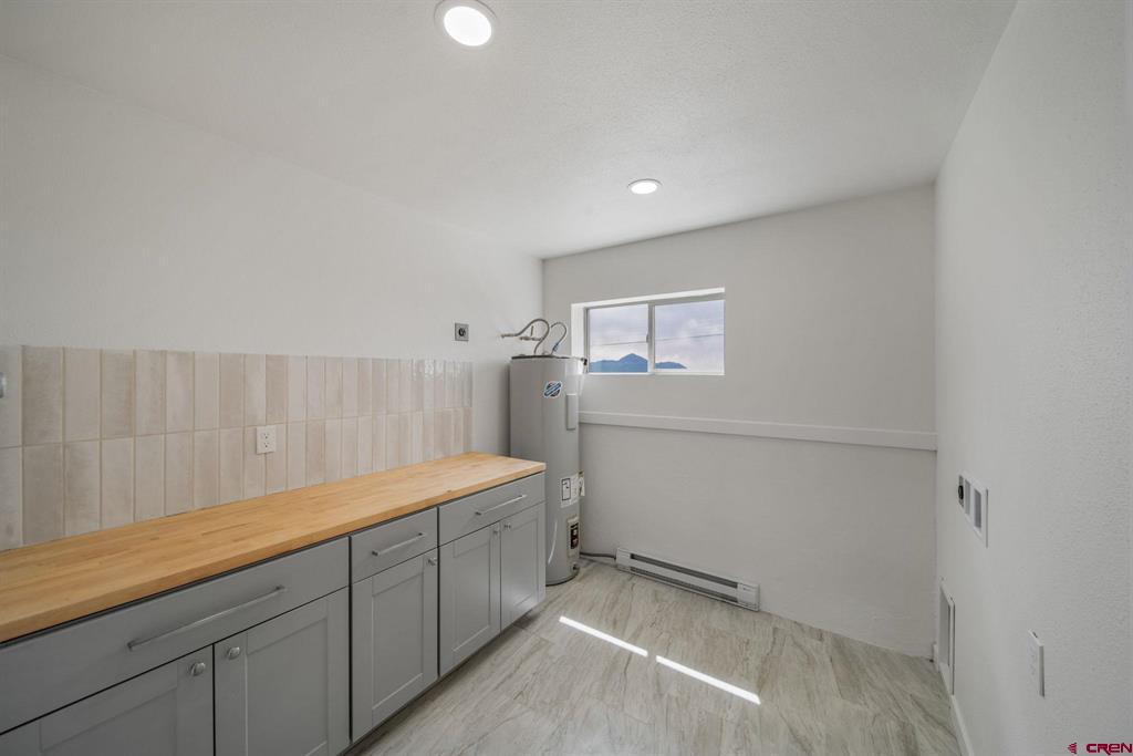 2011 Rolling Road Property Photo 10