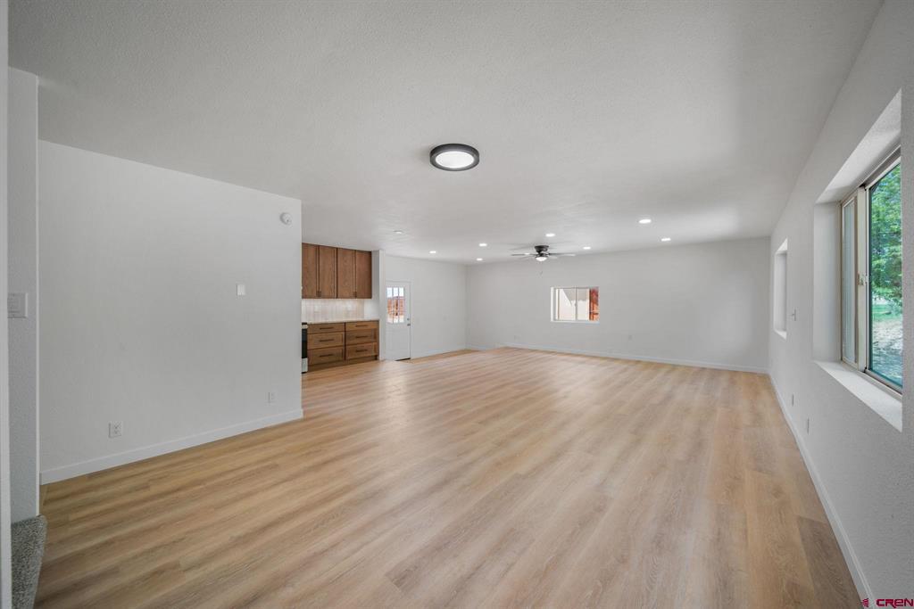 2011 Rolling Road Property Photo 13