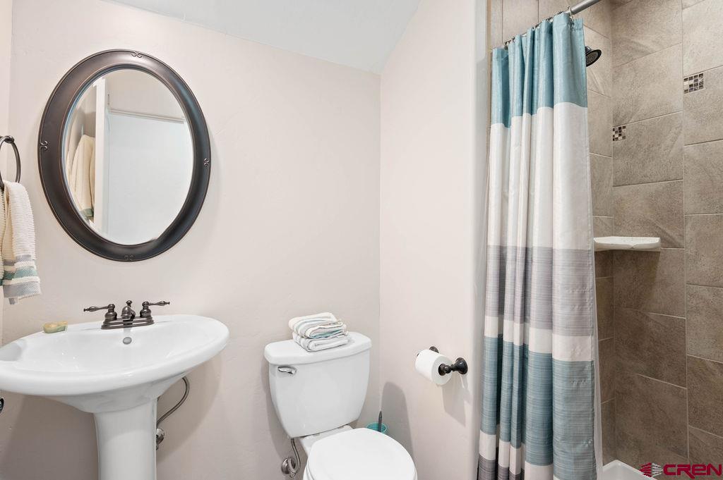 1616 Powis Lane Property Photo 17