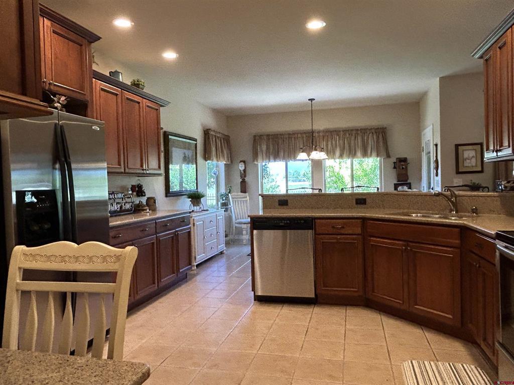 850 Se Pinyon Street Property Photo 10