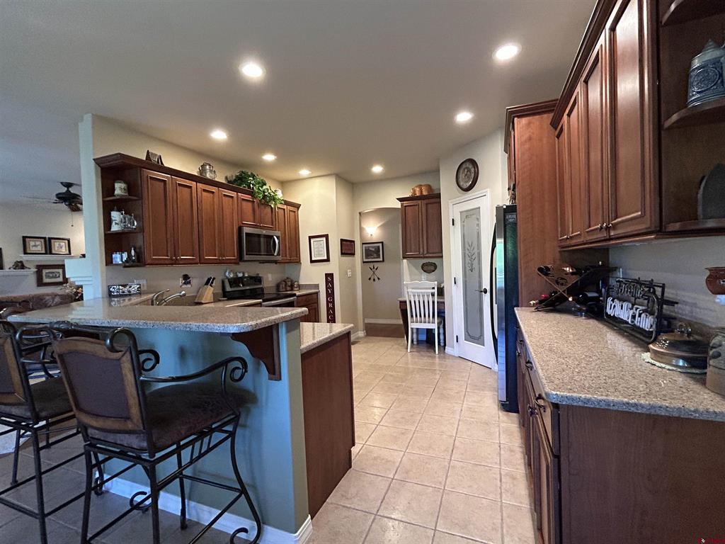 850 Se Pinyon Street Property Photo 12