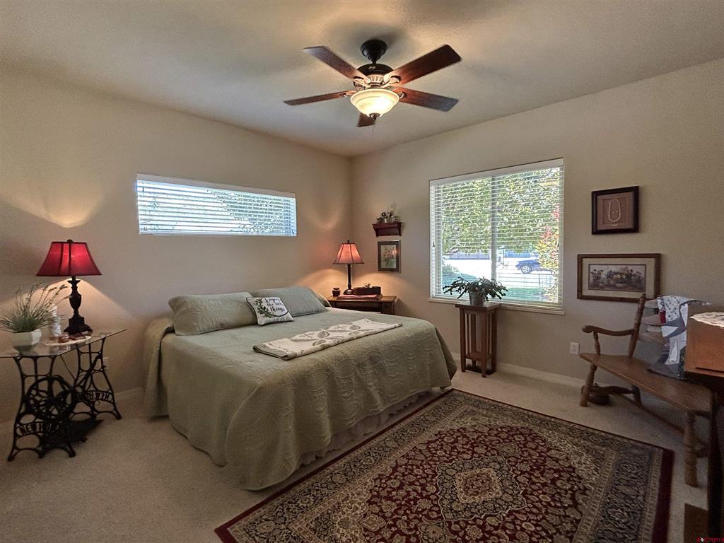 850 Se Pinyon Street Property Photo 23