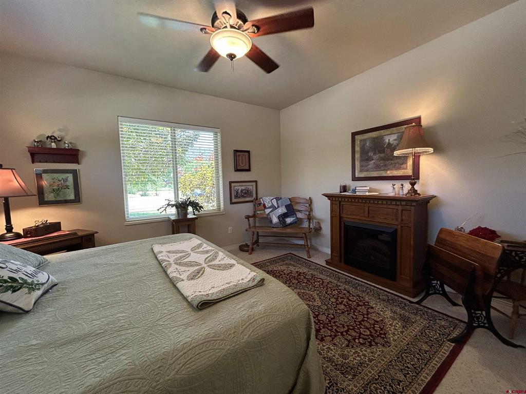 850 Se Pinyon Street Property Photo 25