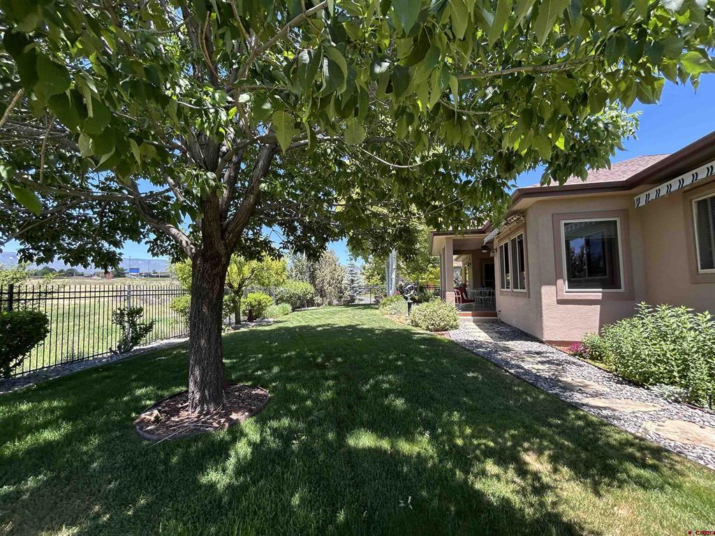 850 Se Pinyon Street Property Photo 33