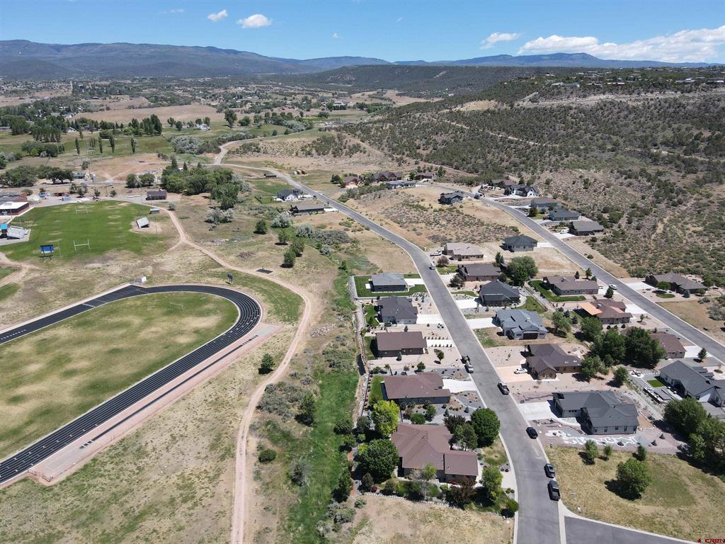 850 Se Pinyon Street Property Photo 40