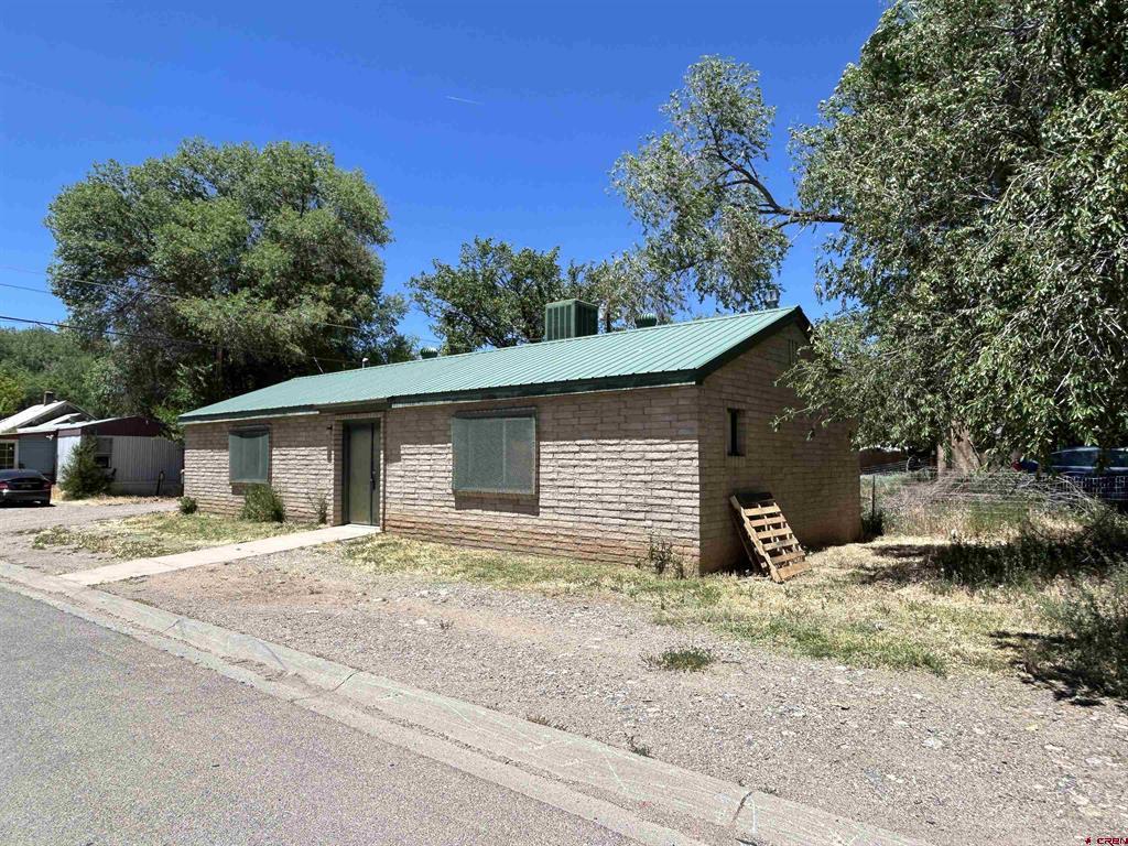 245 Empire Street Property Photo 13