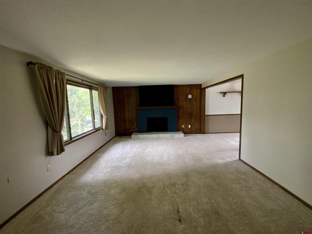 718 N Pine Street Property Photo 11