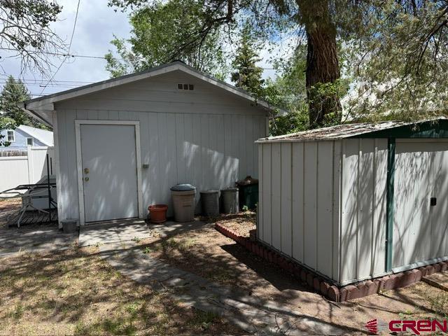 322 Adams Street Property Photo 31