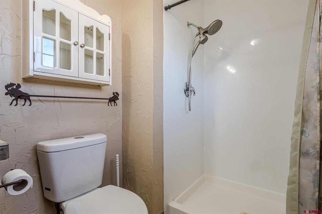 428 1/2 Doris Road Property Photo 33