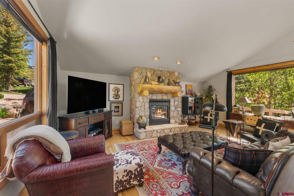109 Snowmass Road Property Photo 3