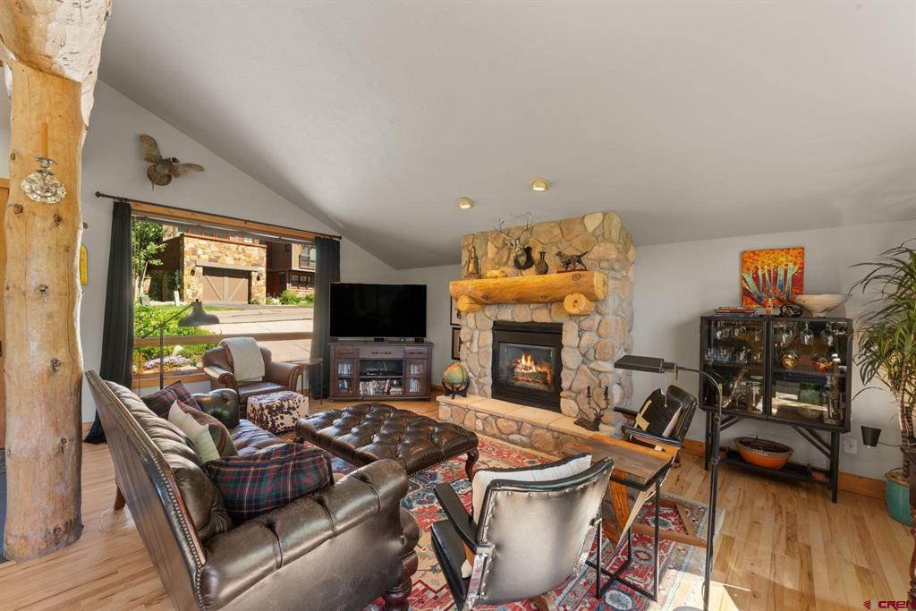 109 Snowmass Road Property Photo 6