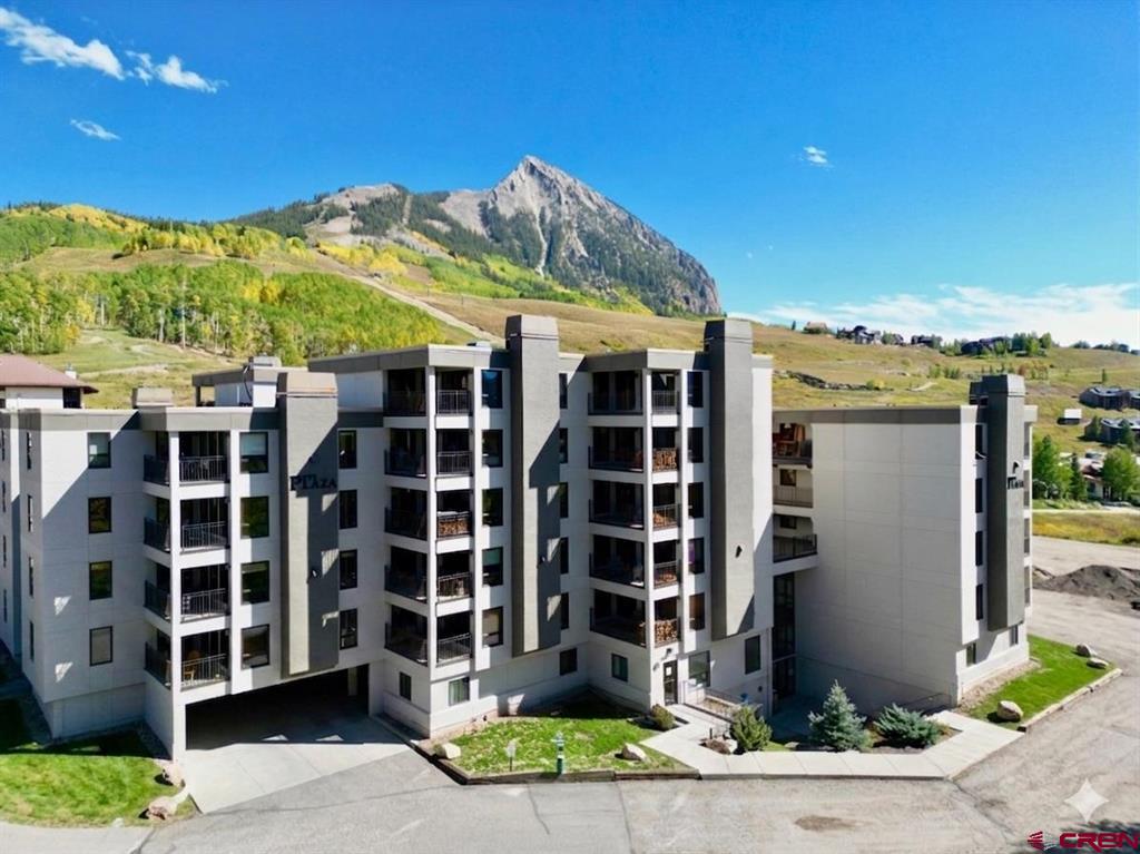 11 Snowmass Road Property Photo 3