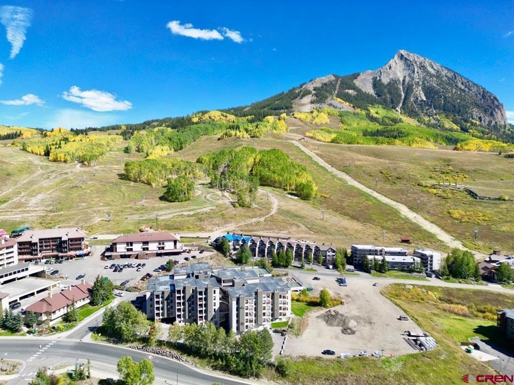11 Snowmass Road Property Photo 6
