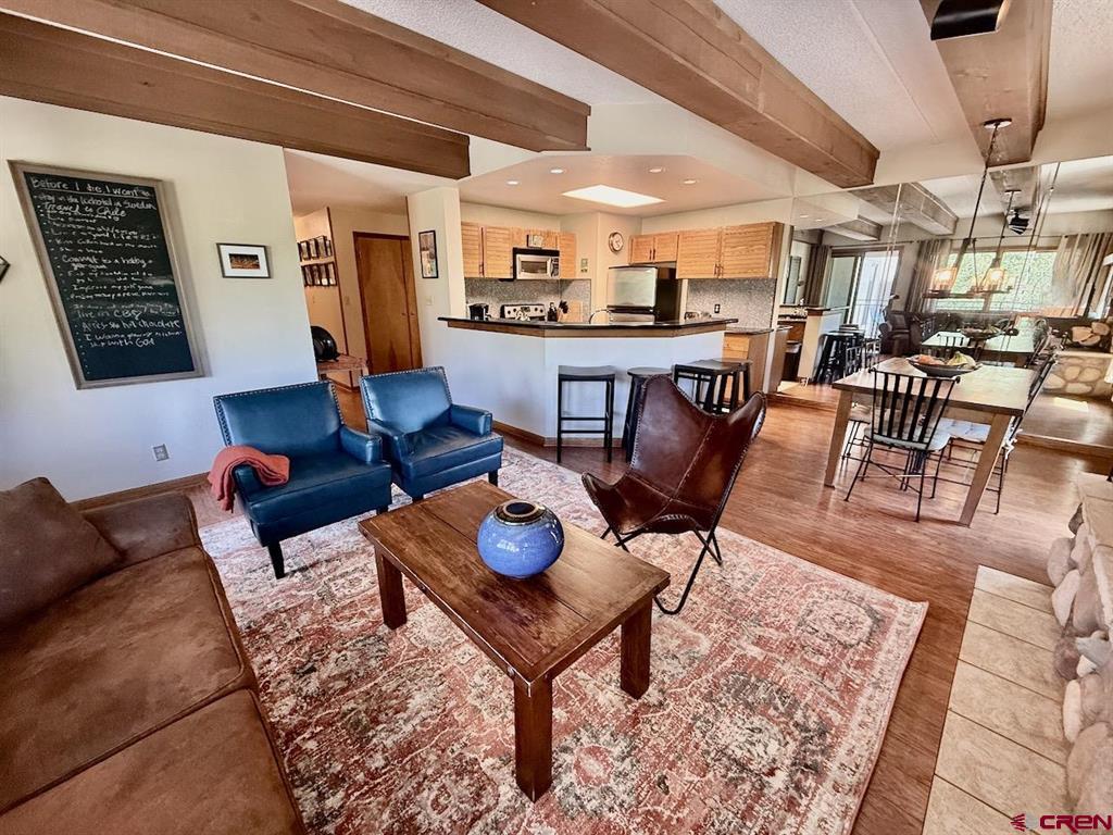 11 Snowmass Road Property Photo 8