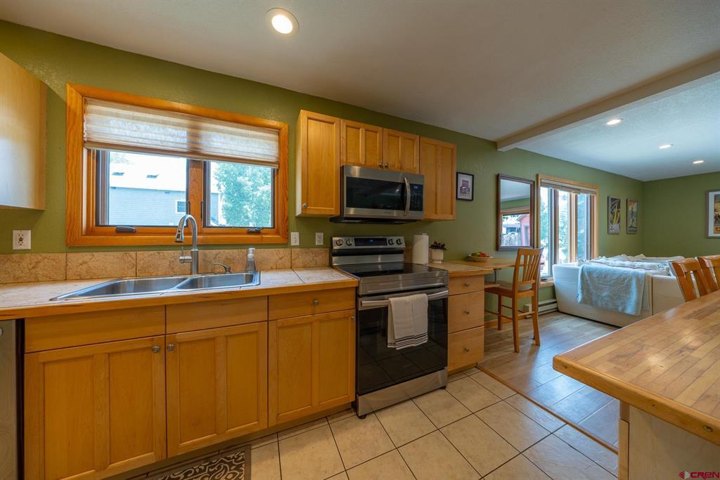 730 Belleview Avenue Property Photo 14