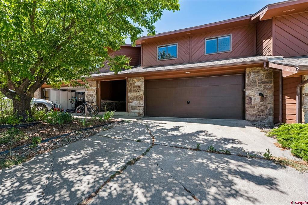 325 Pine Ridge Loop Property Photo 1
