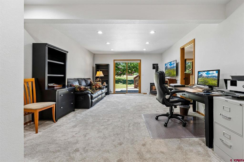 325 Pine Ridge Loop Property Photo 24