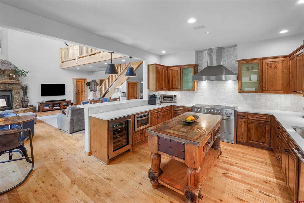 160 Winterhawk Drive Property Photo 10