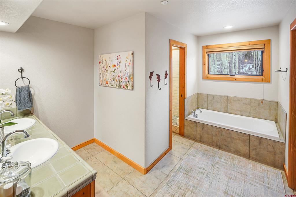 160 Winterhawk Drive Property Photo 26