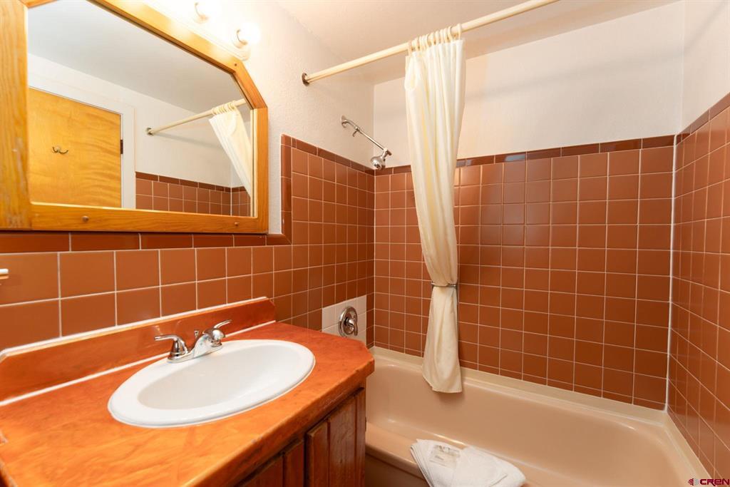1624 E Main Street Property Photo 28
